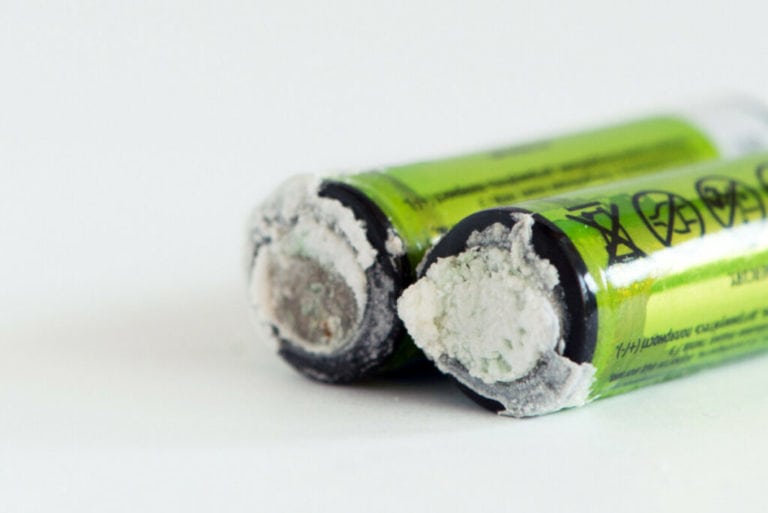 Is it Legal to Throw Away Batteries? DisposalXT